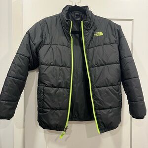 The North Face Boys Puffer jacket. Size L